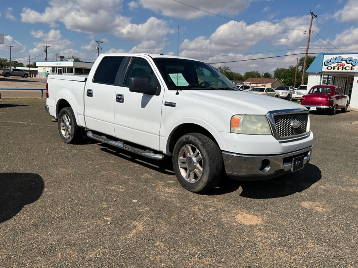 2007 Ford F-150 Lariat SuperCrew 2WD (1FTPW12V97K) with an 5.4L V8 SOHC 24V FFV engine, 4-Speed Automatic Overdrive transmission, located at 821 N. Prince Street, Clovis, NM, 88101, (575) 762-8852, 34.406643, -103.195999 - Photo#3