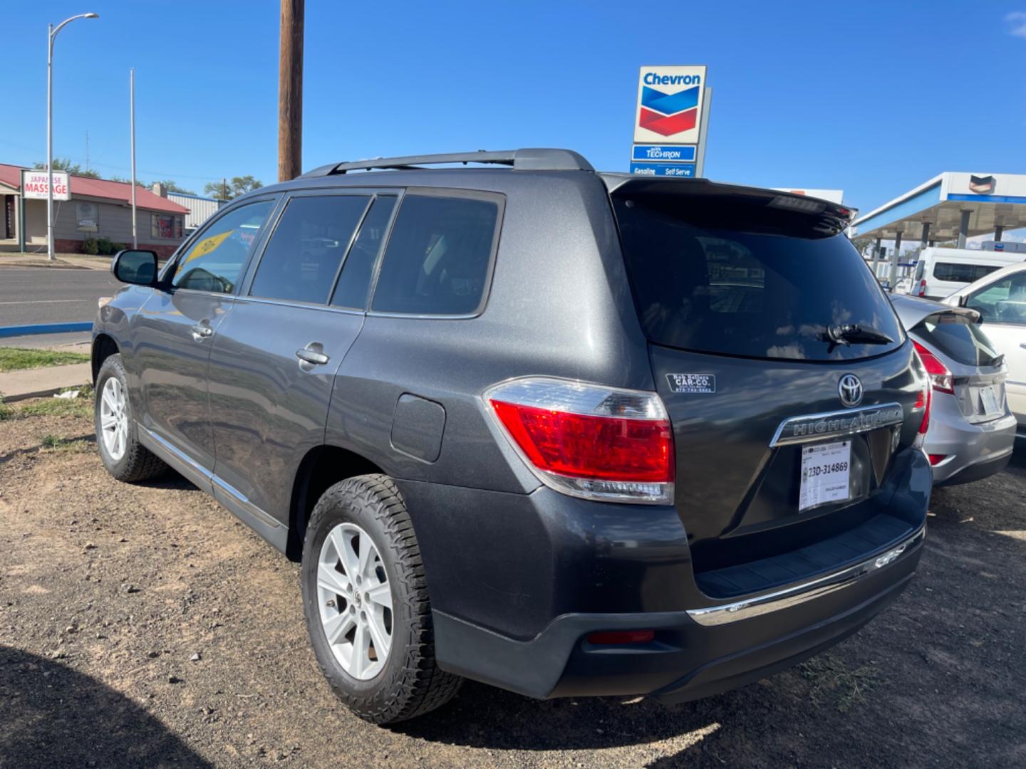 2012 Toyota Highlander Base 2WD I4 (5TDZA3EH7CS) with an 2.7L L4 DOHC 16V engine, 5-Speed Automatic transmission, located at 821 N. Prince Street, Clovis, NM, 88101, (575) 762-8852, 34.406643, -103.195999 - Photo#0