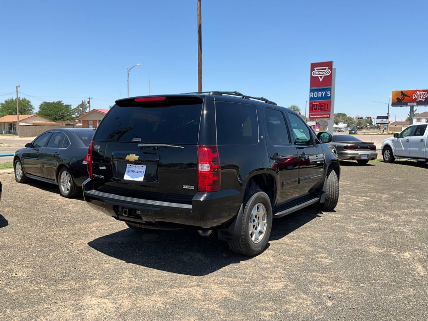 2012 Chevrolet Tahoe (1GNSKBE03CR) , located at 821 N. Prince Street, Clovis, NM, 88101, (575) 762-8852, 34.406643, -103.195999 - Photo#2