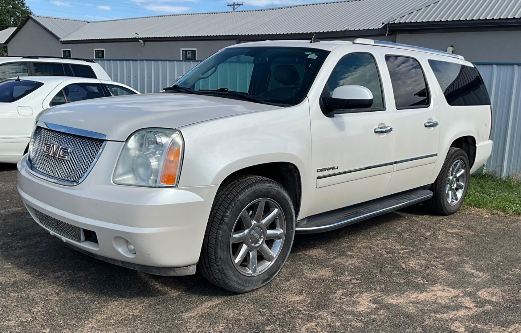 2012 GMC Yukon Denali (1GKS2MEF0CR) , located at 821 N. Prince Street, Clovis, NM, 88101, (575) 762-8852, 34.406643, -103.195999 - Photo#0